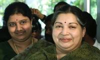 'Sasikala stays with Jayalalithaa only because of the assets' case'