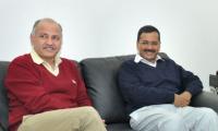 Kejriwal to head 7-member cabinet, Sisodia will be deputy CM