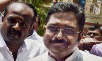 Out on bail, Dinakaran meets aunt Sasikala in Bengaluru jail