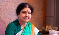 It's been 7 days, Sasikala reminds Guv; warns that patience has a limit