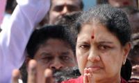 'TN govt will herald new era of development under guidance of Sasikala'