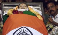 Jayalalithaa didn't suffer trauma, reveals 19-page death report