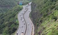 LIVE! Mumbai-Pune Expressway traffic resumes after 33 hours 