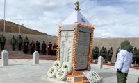 Rajnath honours Rezang La battle heroes in Ladakh