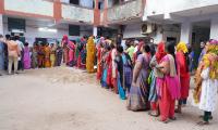 Cong claims 'unusually high voting' in Gujarat polls