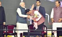 A Pat For Fadnavis From Modi