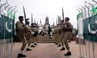 LIVE! Pak markets plunge over risk of showdown with India 