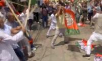 BJP-Cong workers clash in Patna over remarks against Modi's mother