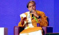 Tharoor skips Cong meet chaired by Rahul Gandhi