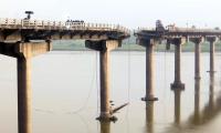 Gujarat govt approves Rs 212cr for new bridge next to collapsed one