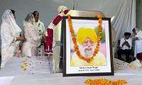 'Turbaned Tornado' Fauja Singh laid to rest in Jalandhar