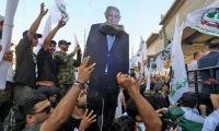 Iraqis Beat Netanyahu With Shoes