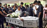 Last rites of AI pilot Kunder, flight attendant held