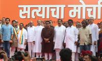 Thackeray cousins, Pawar lead 'Satyacha Morcha' in Mumbai