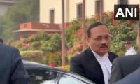 Gavai leaves official car for successor Justice Surya Kant