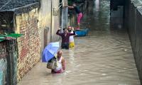 'Families surviving on biscuits': Delhi reels as Yamuna floods