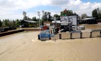 Kashmir cut off from rest of India; Yamuna threatens Delhi