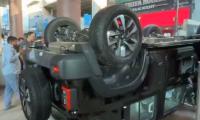 Brand-new Thar crashes out of Delhi showroom, falls on road