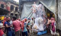 Heavy rains disrupt Durga Puja preparations in Kolkata
