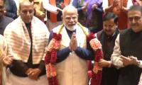 LIVE! Courage ...: PM shares Sanskrit couplet after US trade deal 