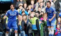 EPL PHOTOS: Chelsea scrape past Everton; Wins for Arsenal, United