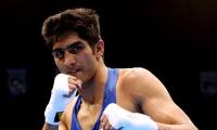 CWG 2014: Vijender storms into semis; assured of a medal