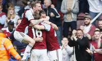 EPL: West Ham hang on after win over Spurs