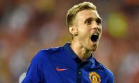 West Bromwich Albion sign Manchester United stalwart Fletcher