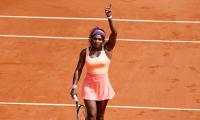 Serena breezes past Errani, to meet Bacsinszky in semi-finals