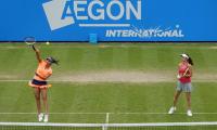 Sania-Hingis beaten in Aegon semis