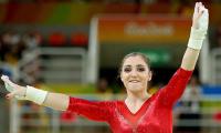 Here's how Russia's Mustafina won on bars