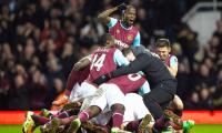 FA Cup: Late Ogbonna goal sees West Ham knock out Liverpool