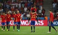 Euro 2016: Spain coasts into last 16 with rout of Turkey