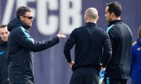 Bravo calf injury a worry for Barca in title chase