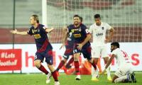 ISL: 10-man Dynamos rally in enthralling draw vs Kolkata