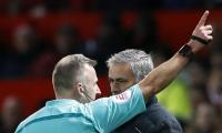 PHOTOS: Mourinho sent off on bad day for United; Arsenal win again