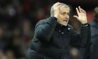 EPL heating up! Mourinho urges Shaw to develop football brain