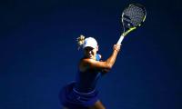 Wozniacki leaves behind White House memories to halt slide