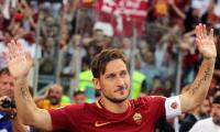 Totti ends playing career; appointed Roma director
