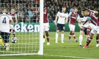 EPL: Tottenham suffer crushing title blow 