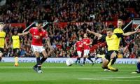 Rashford double helps Manchester United sink Burton