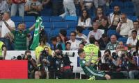 Real Madrid stunned by last-gasp Sanabria header for Betis