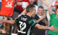 Football Briefs: Van Persie goal helps Feyenoord to Dutch Cup triumph