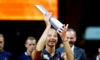 Dominant Pliskova beats Vandeweghe to win Stuttgart title