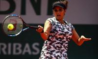 New mom Sania plans comeback in 2019