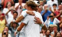 Should Wimbledon change final set tiebreaker rule?