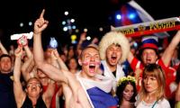 PIX: Russia parties after Egypt win puts them near World Cup knockouts