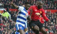 FA Cup: United ease past Reading; Chelsea's Fabregas misses penalty 