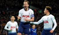 VAR penalty helps Tottenham edge past Chelsea