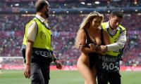 Scantily clad model halts Champions League final